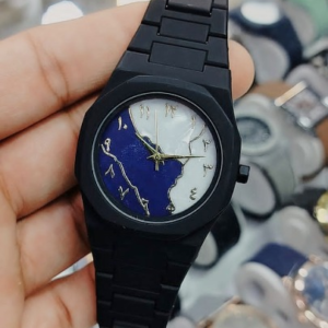 Black Aura Watch Elegant Stylish Design Strong Durable Build Comfortable Strap Clear Display Perfect Accessory For Daily Wear And Special Occasions